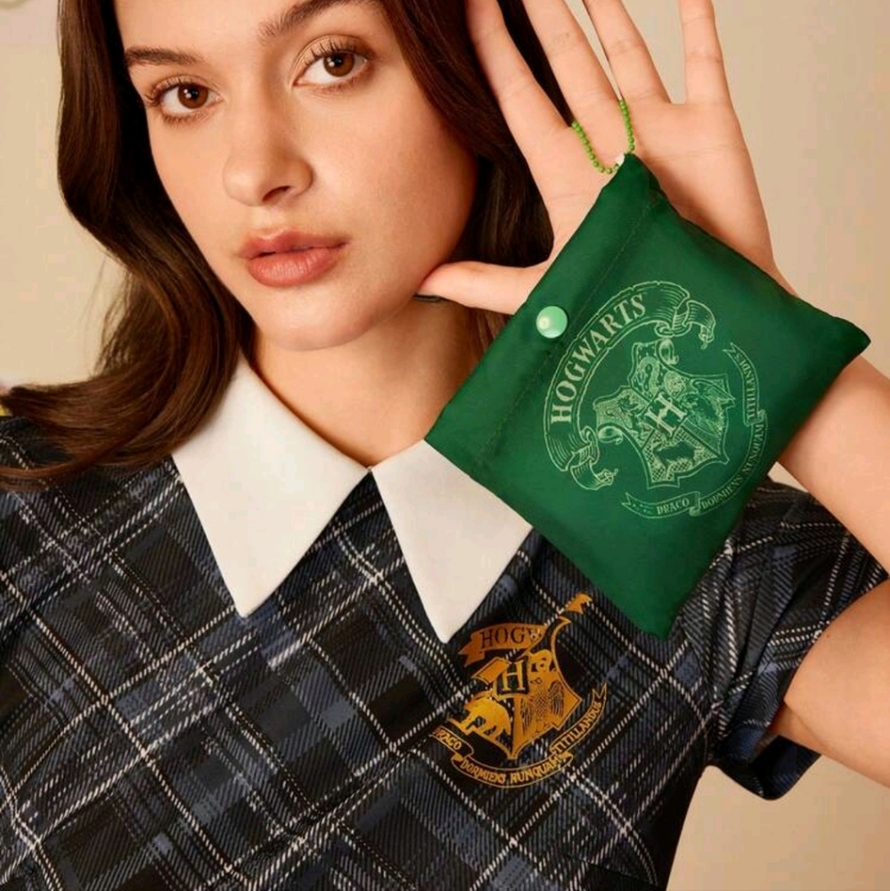 New Slytherin Harry Potter reusable/foldable bag - Picture 5 of 7
